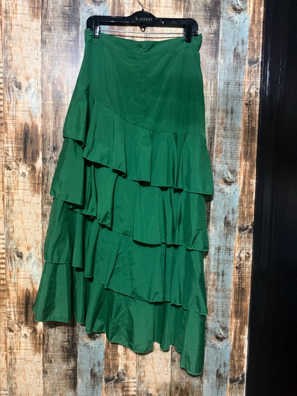 SHEIN Green Tiered Maxi Skirt with Ruffle Layers - Picture 2 of 2